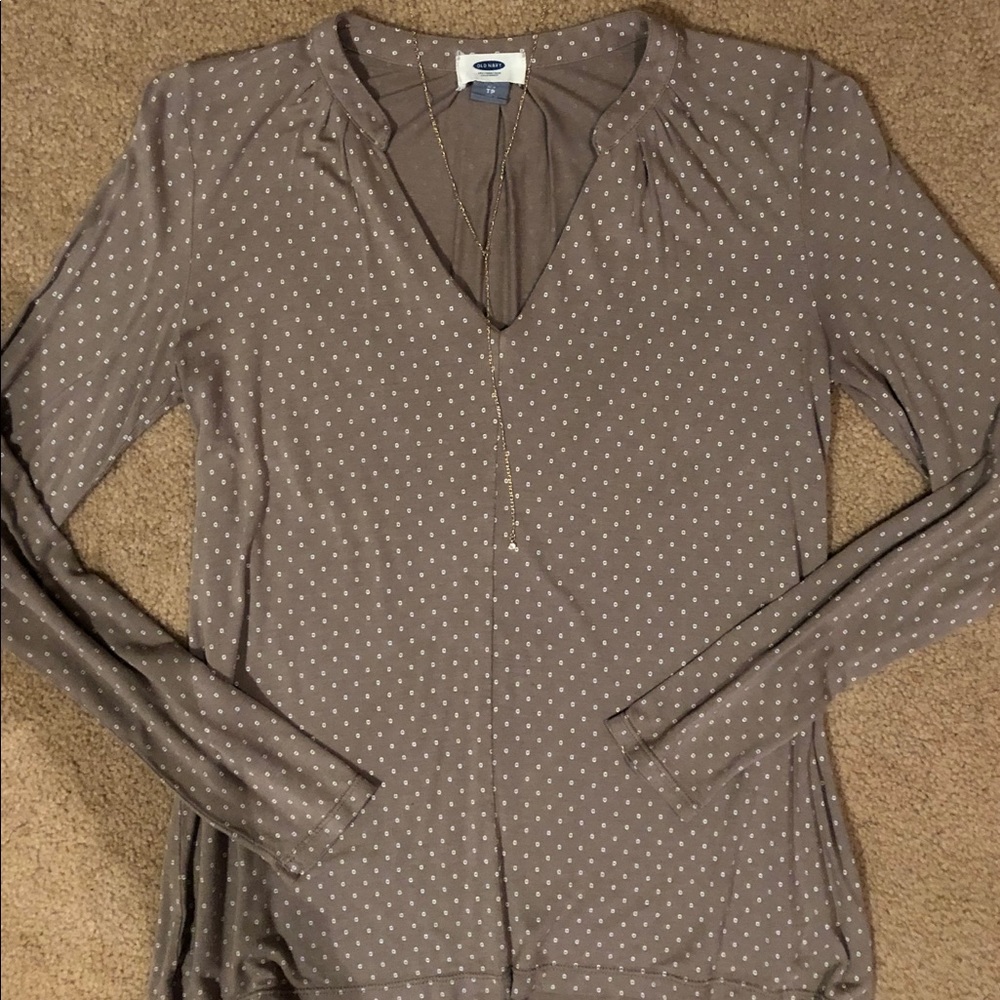 Size xs Old Navy top.